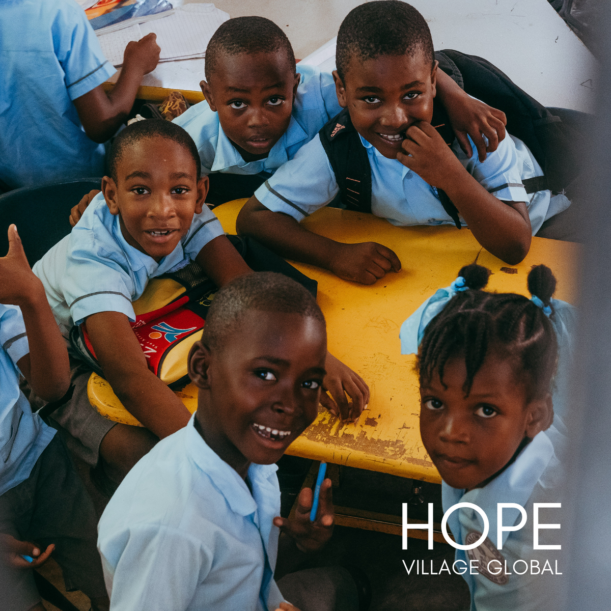 The Betsy 3-pack (1 base + 3 interchangeable loops)